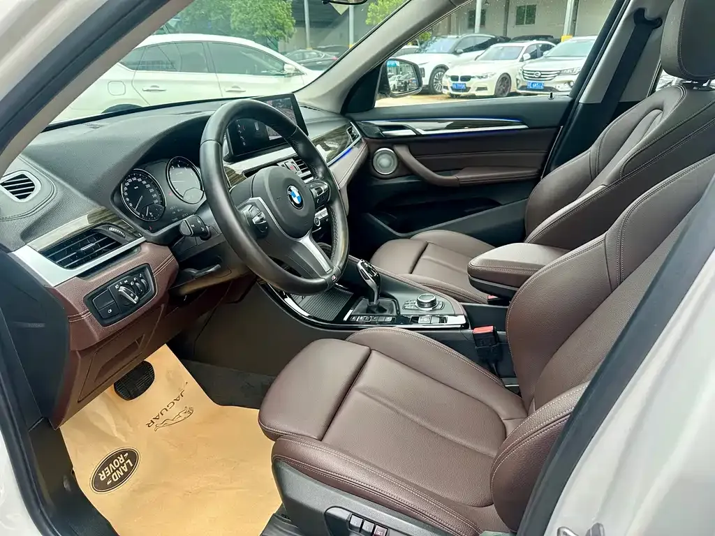 BMW X1 2022 из CN, фото 8
