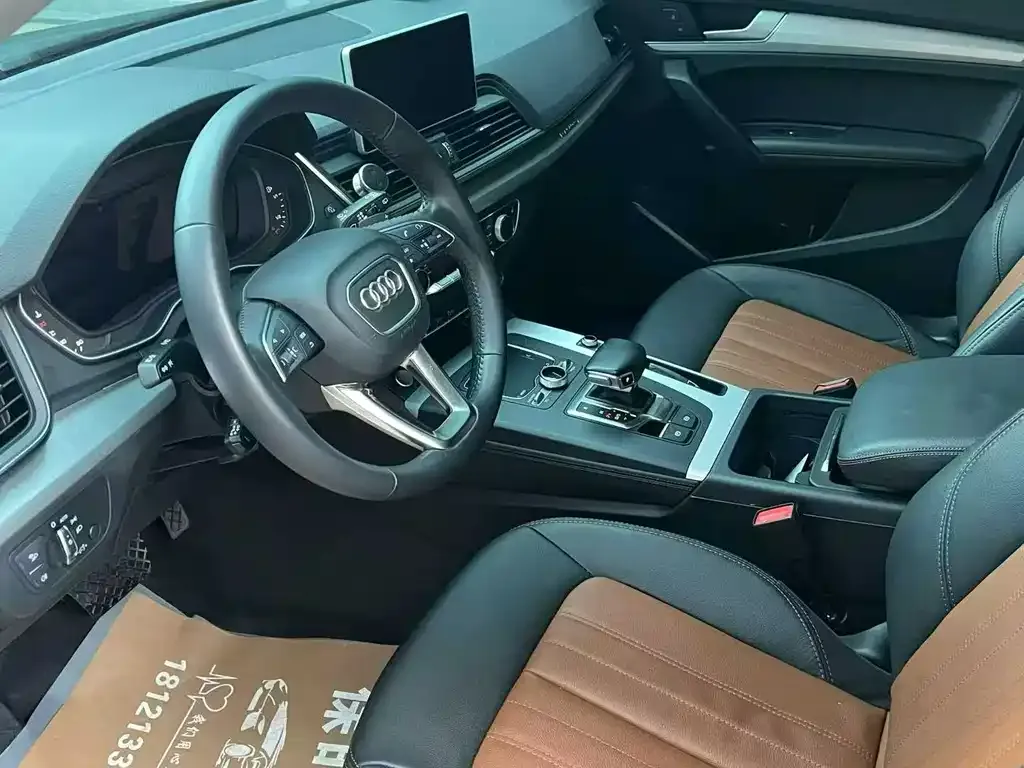 Audi Q5L 2021 из CN, фото 5