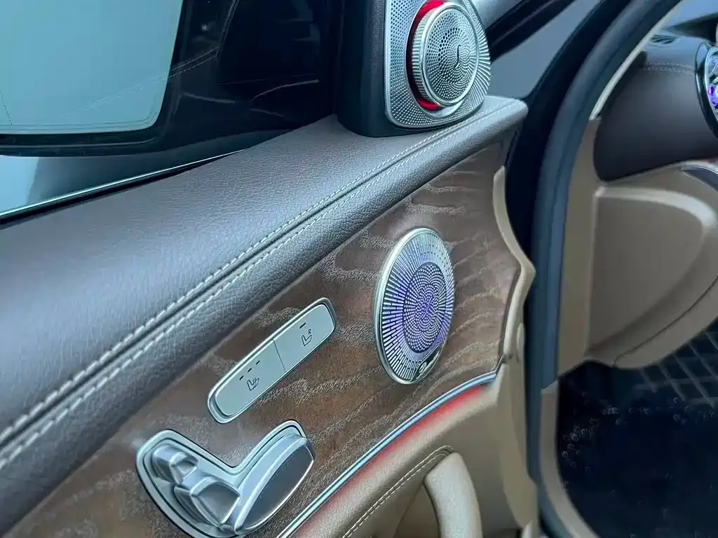 Mercedes-Benz E-Class 2022 из CN, фото 5