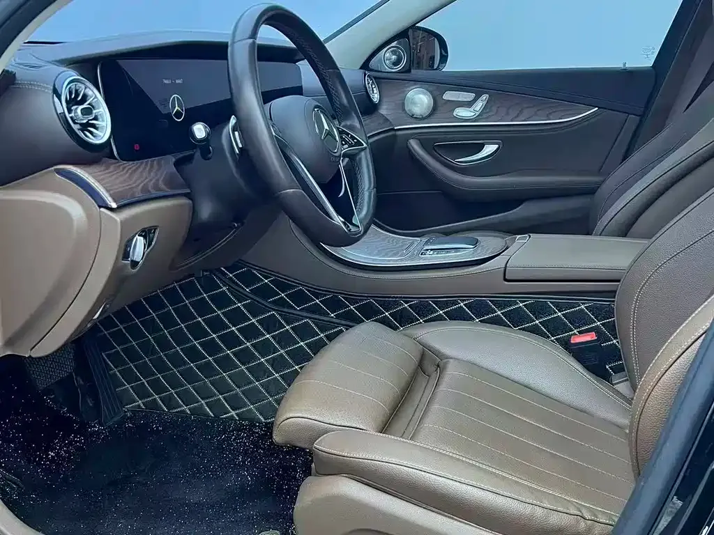 Mercedes-Benz E-Class 2022 из CN, фото 4