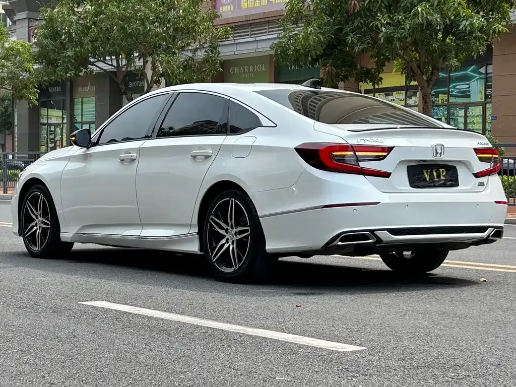 Honda Accord 2022 из CN, фото 10