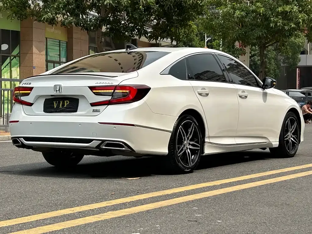 Honda Accord 2022 из CN, фото 9