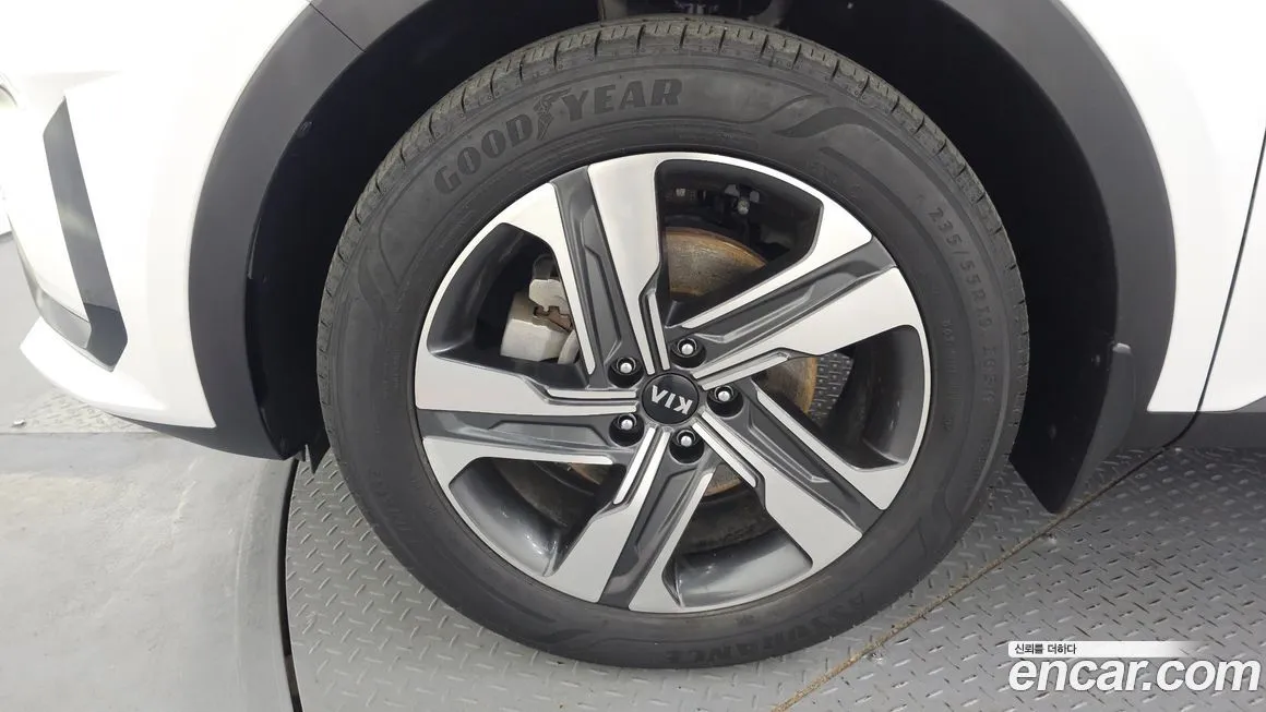 Kia Sorento — фото 10