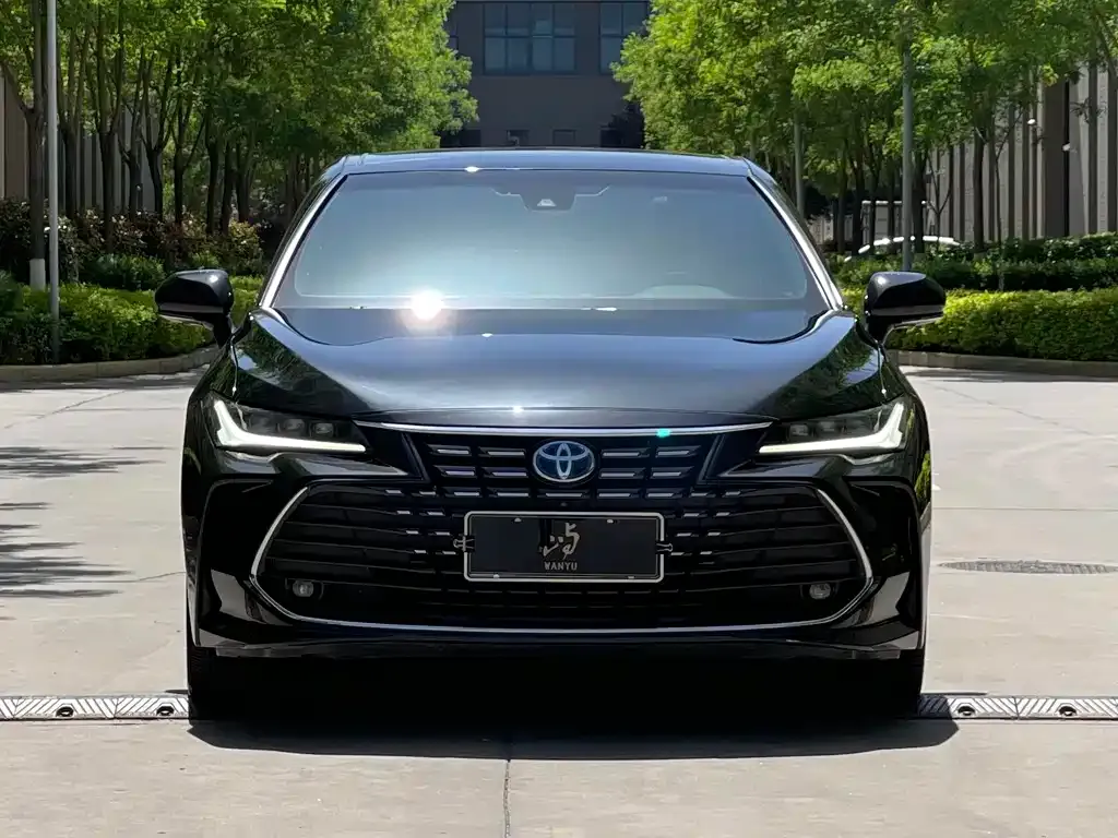 Toyota Avalon — фото 4