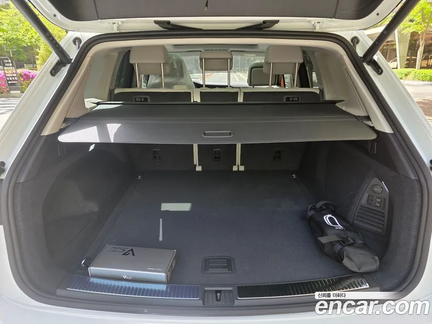 Volkswagen Touareg 2026 из KR, фото 10