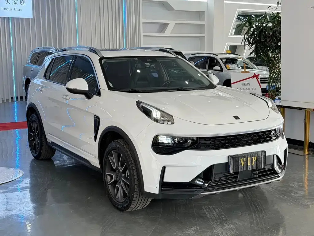 Lynk & Co 01 2022 из CN, фото 5