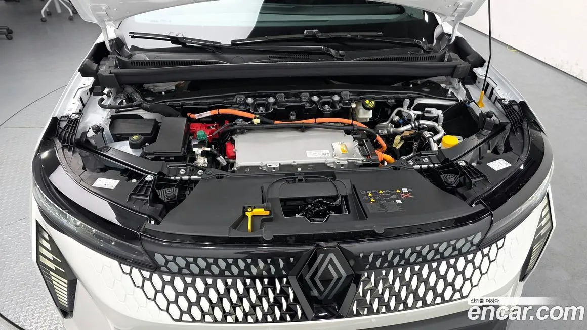 Renault Korea (Samsung) Scenic 2026 из KR, фото 8