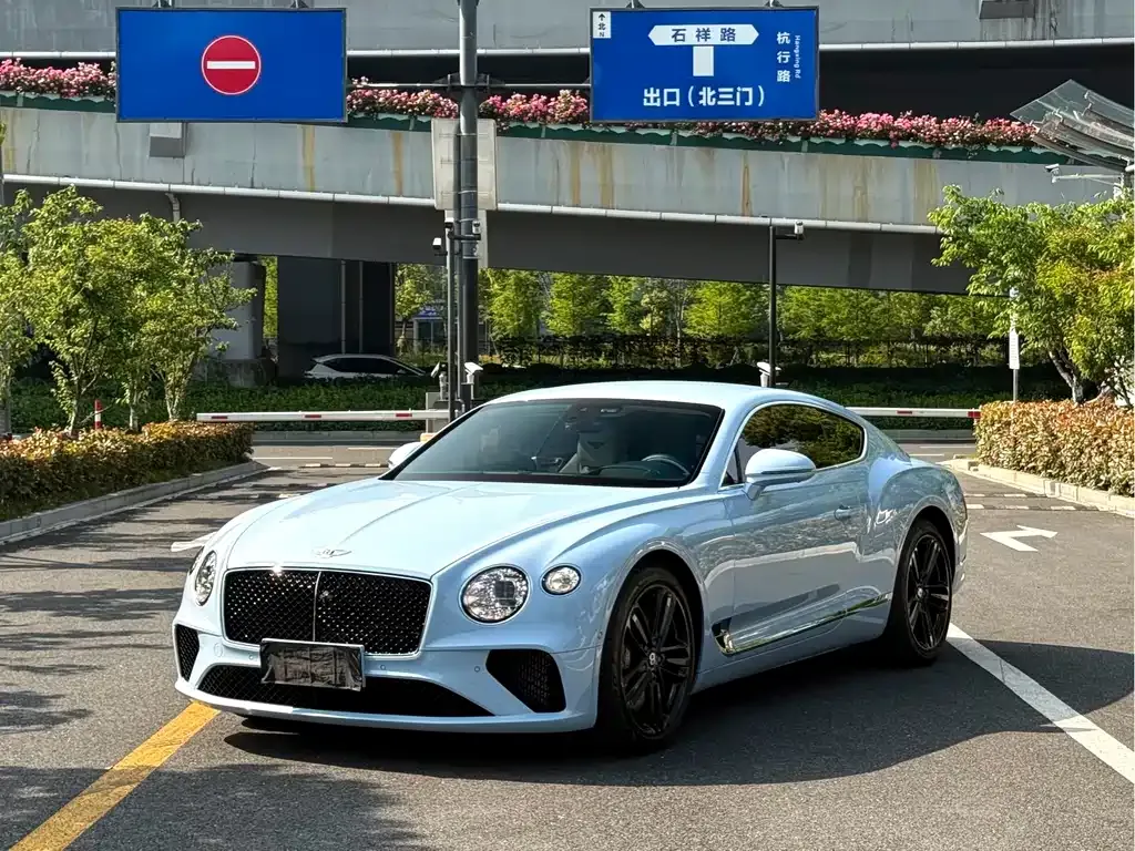 Bentley Continental — фото 7