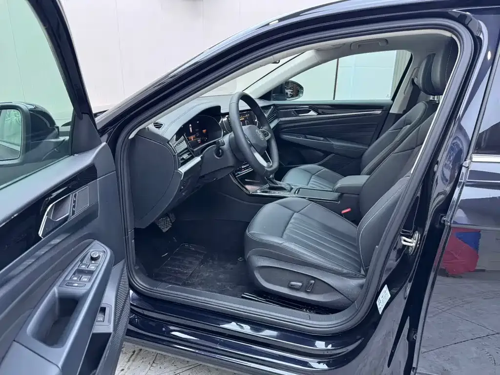 Volkswagen Passat — фото 4