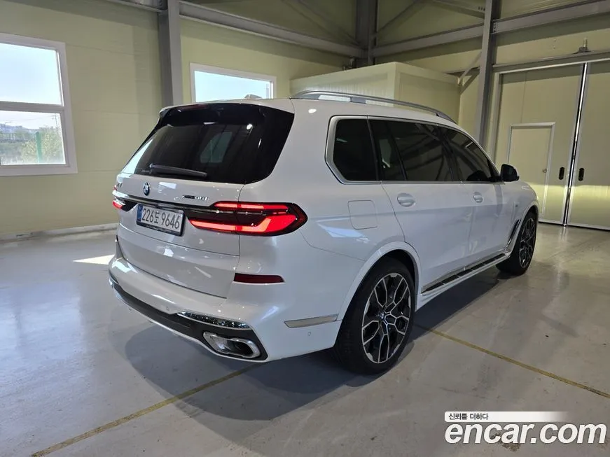 BMW X7 2025 из KR, фото 3