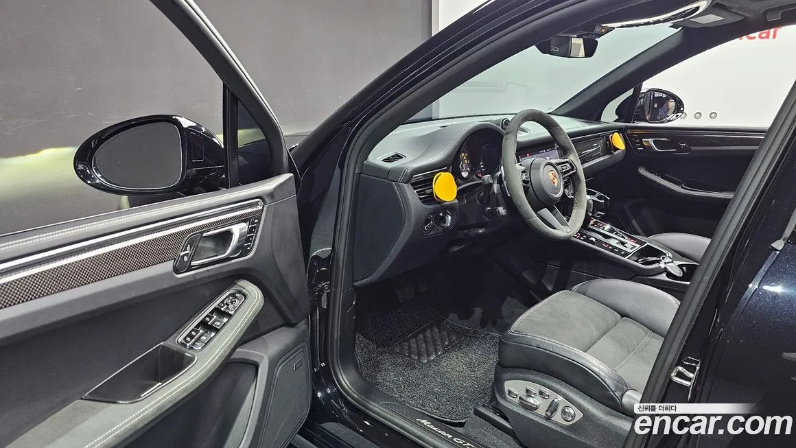 Porsche Macan 2023 из KR, фото 7