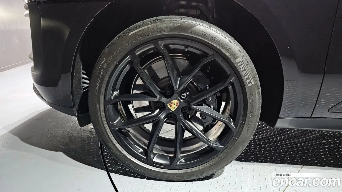 Porsche Macan 2023 из KR, фото 8