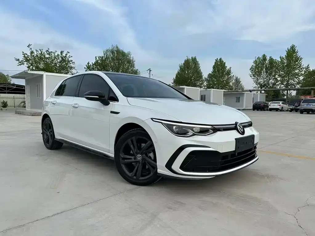 Volkswagen Golf 2022 из CN, фото 3