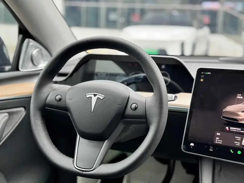 Tesla Model Y 2022 из CN, фото 2