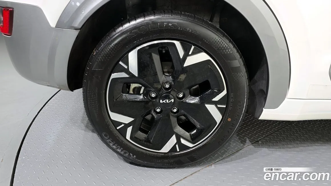 Kia Niro 2023 из KR, фото 8