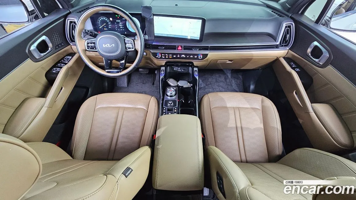 Kia Sorento — фото 10