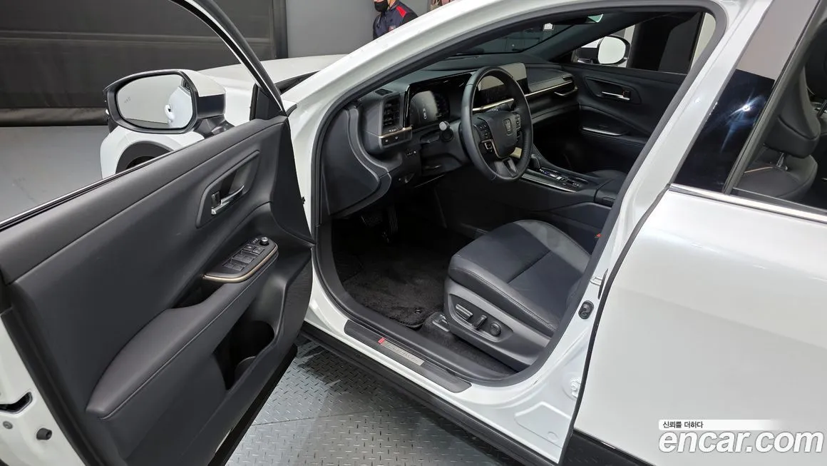 Toyota Crown 2023 из KR, фото 9