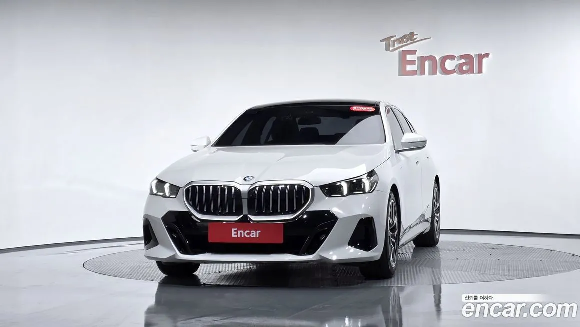 BMW 5-Series 2024 из KR, фото 4
