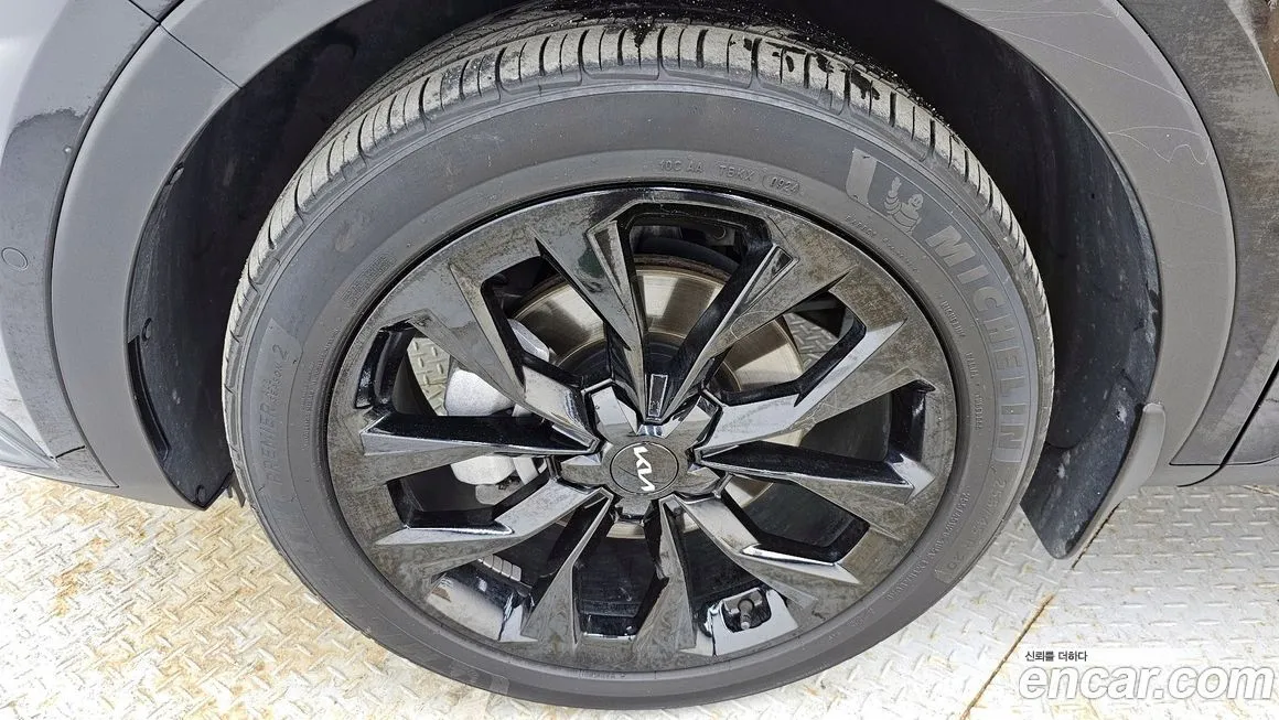 Kia Sorento — фото 8