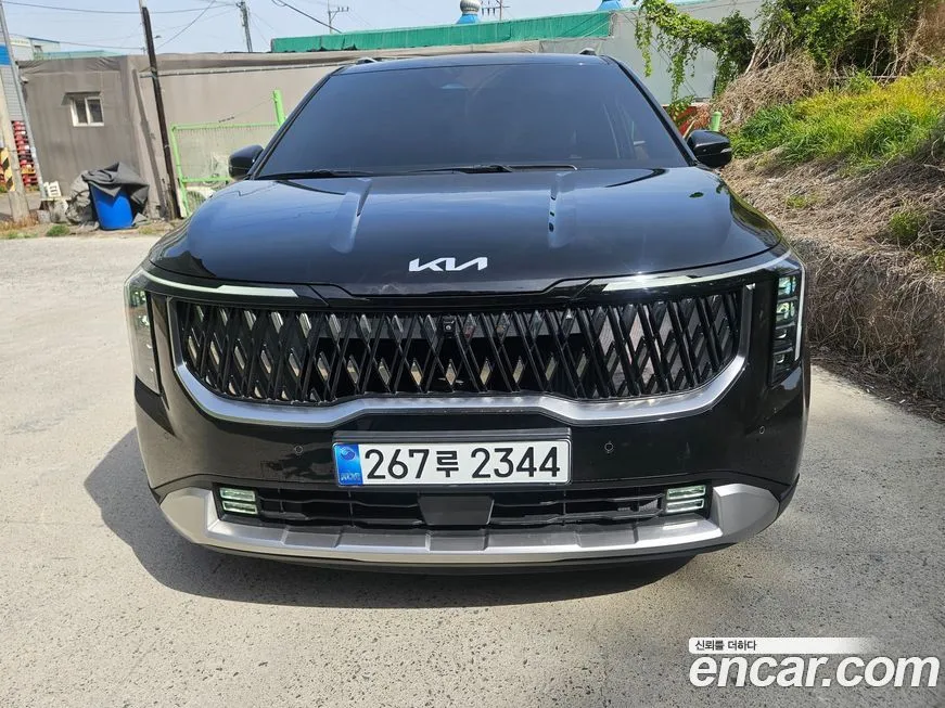 Kia Carnival — фото 1