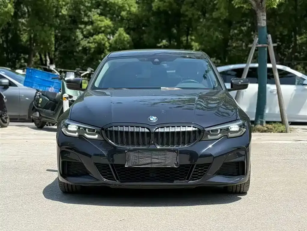 BMW 3 Series 2022 из CN, фото 8