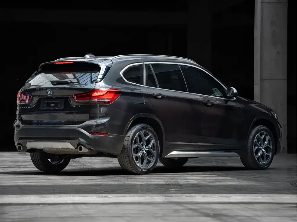 BMW X1 — фото 2