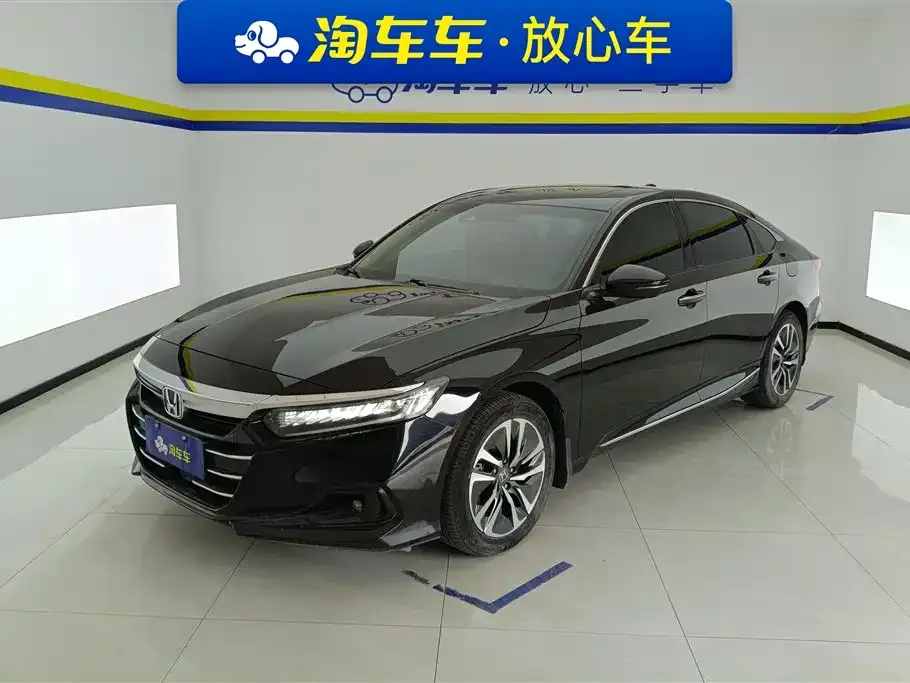 Honda Accord — фото 1