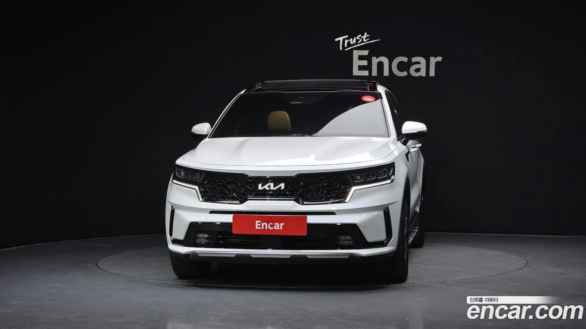 Kia Sorento — фото 6