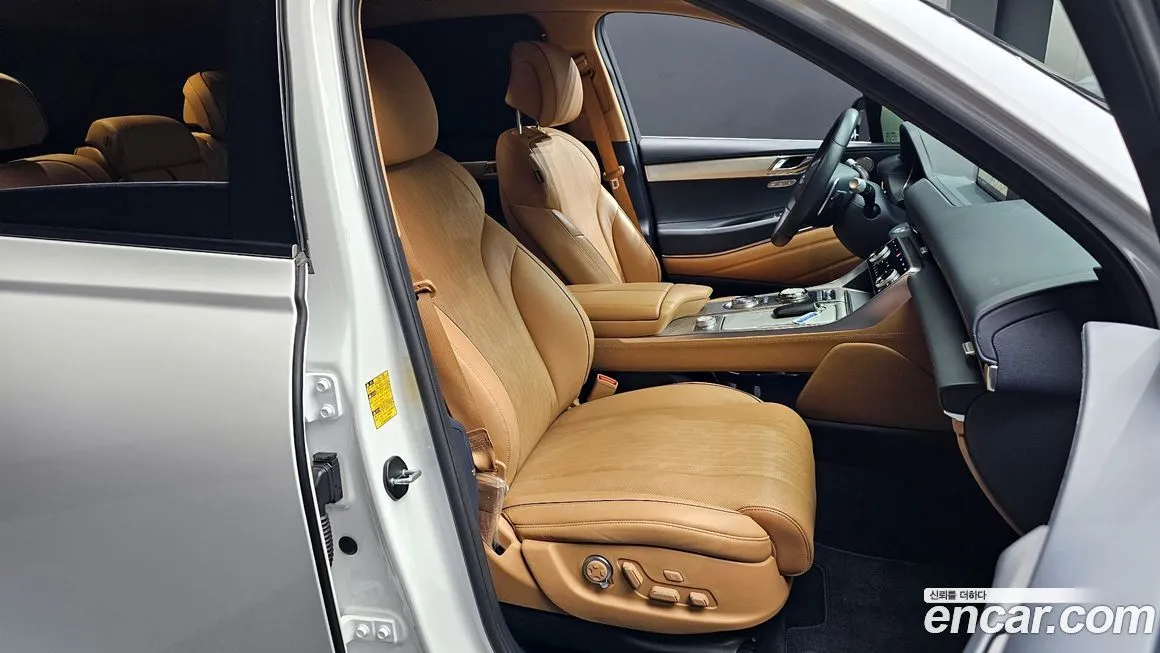 Genesis GV80 — фото 10