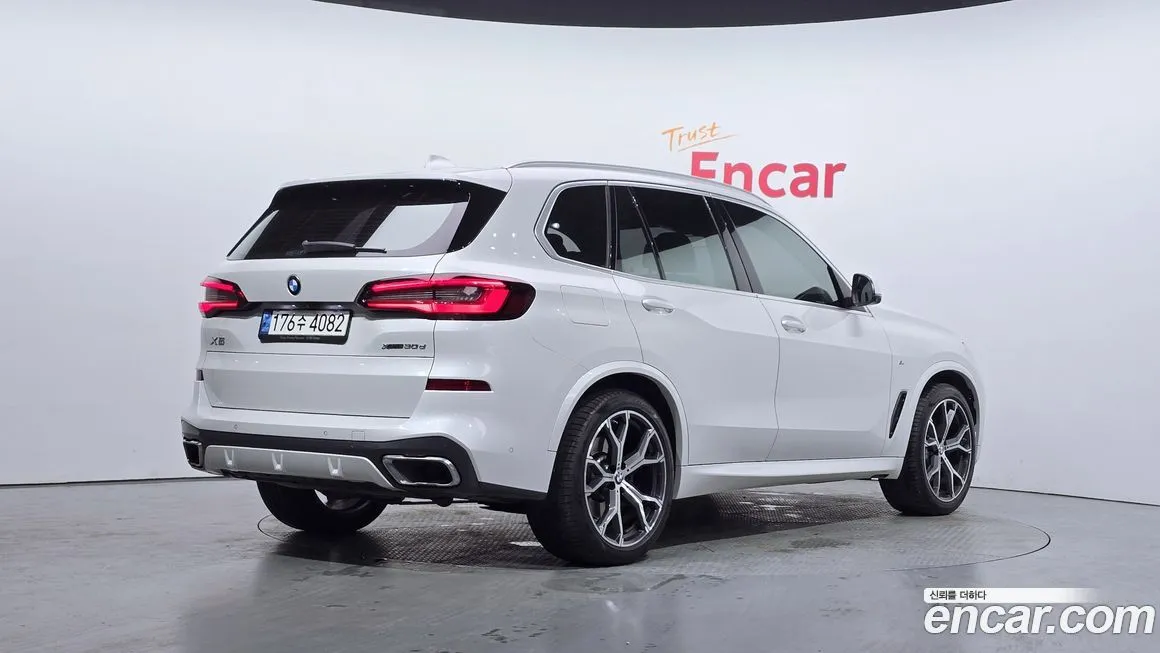 BMW X5 2022 из KR, фото 2