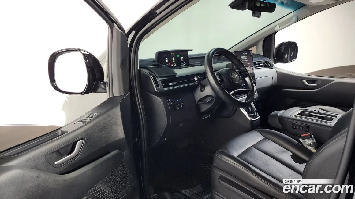 Hyundai Staria 2025 из KR, фото 3