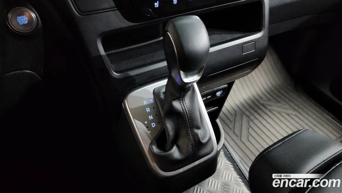 Hyundai Staria 2025 из KR, фото 2