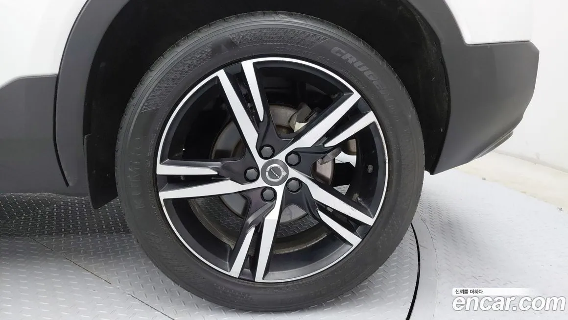 Volvo XC40 2021 из KR, фото 4
