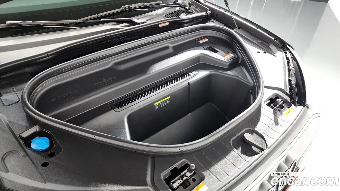 Audi Q6 e-tron 2025 из KR, фото 7