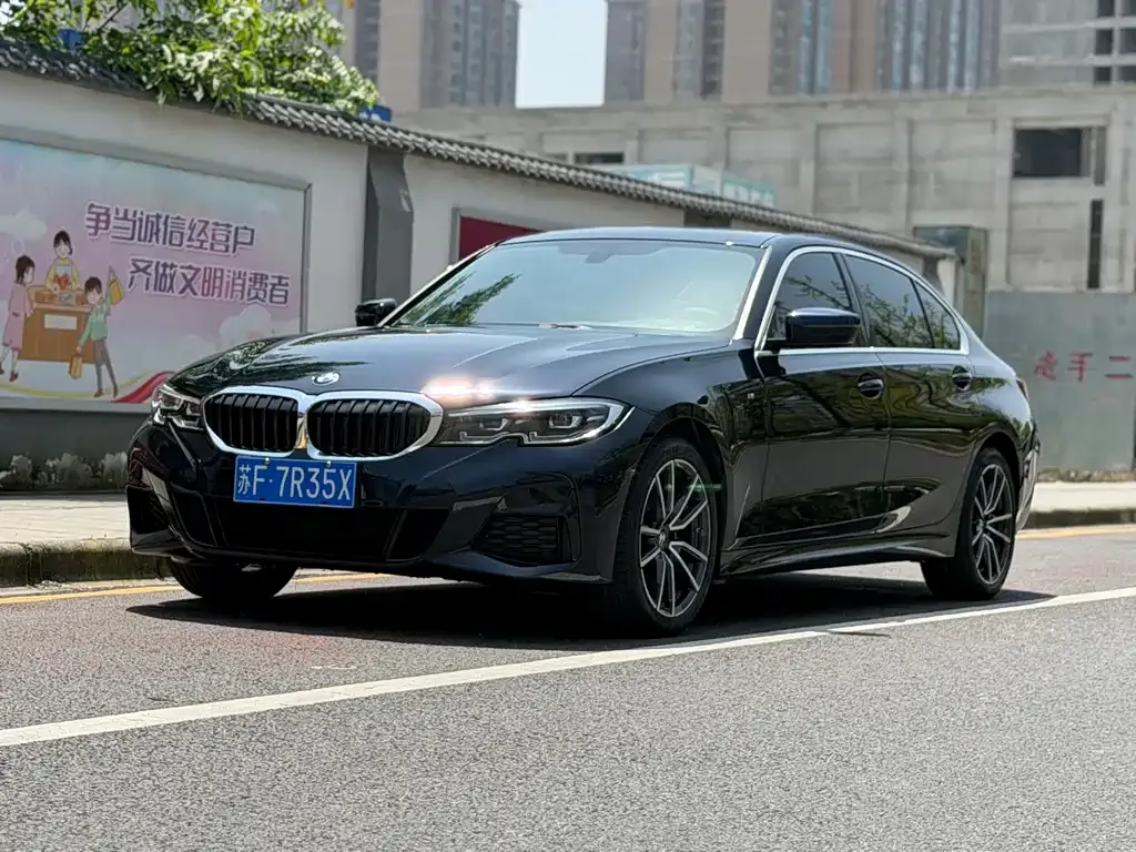 BMW 3 Series — фото 1