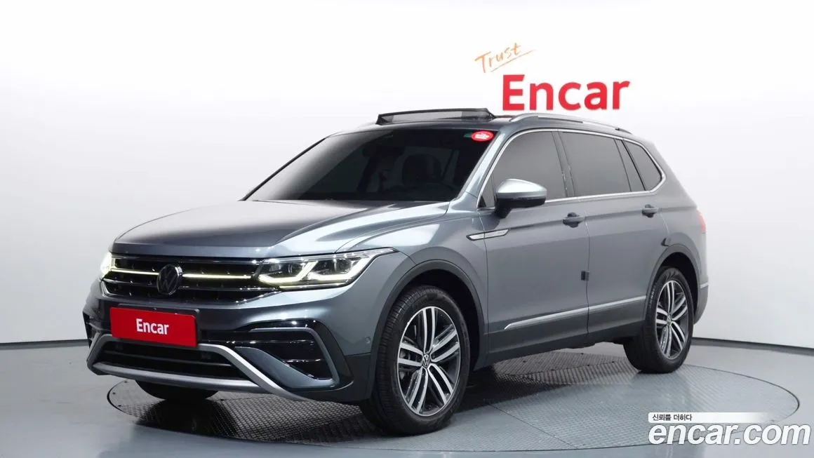 Volkswagen Tiguan — фото 1