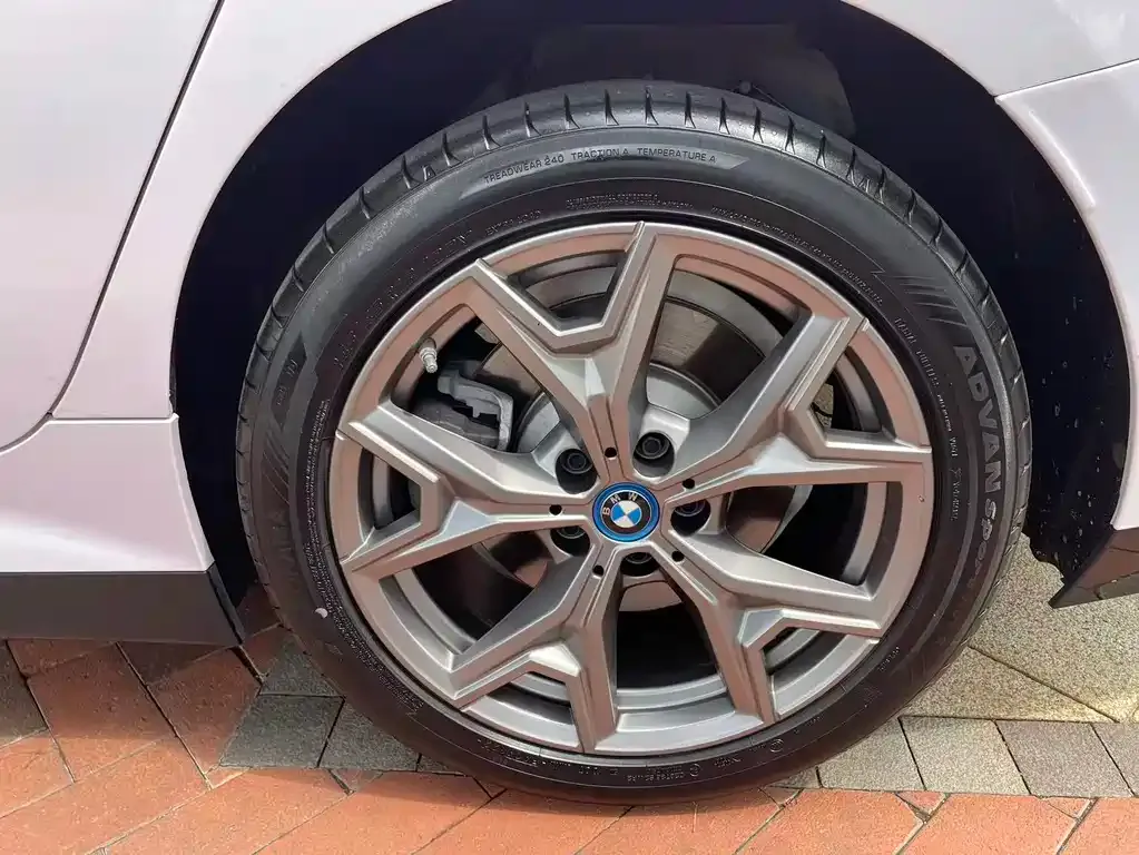 BMW i3 — фото 10