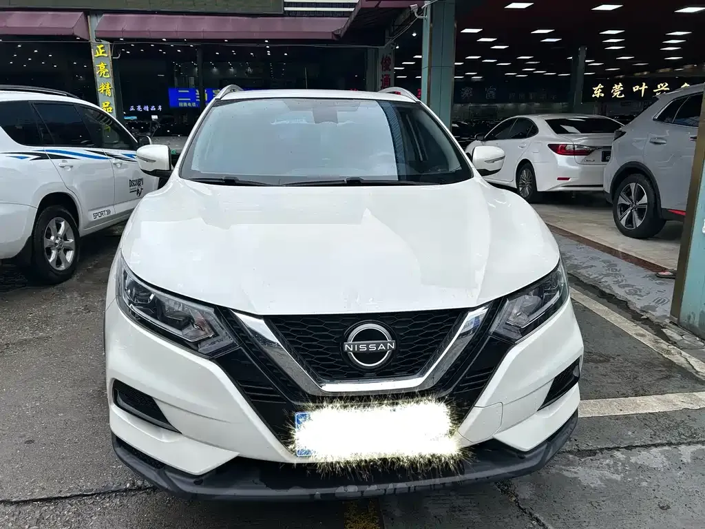 Nissan Qashqai — фото 4