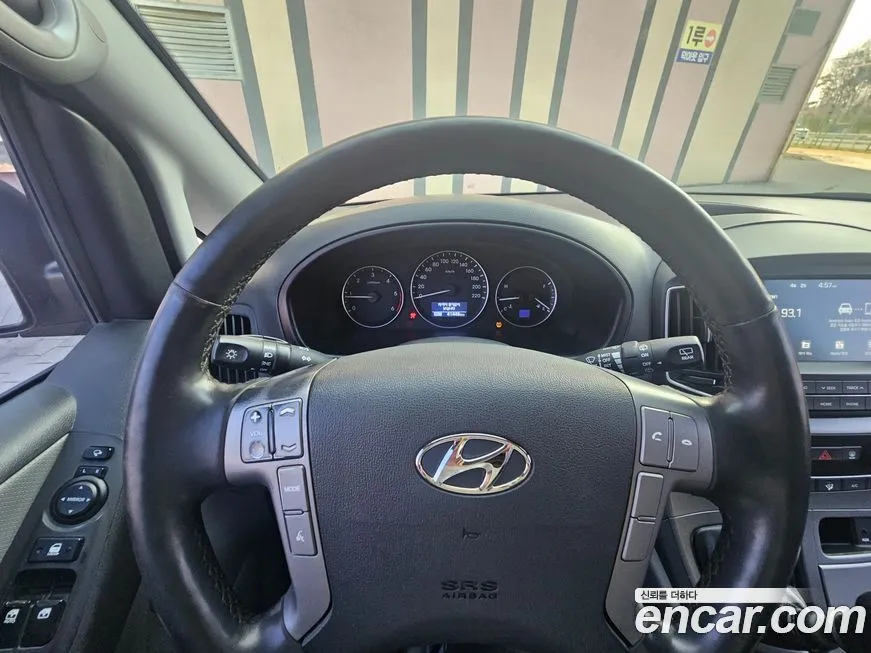 Hyundai Starex 2021 из KR, фото 3