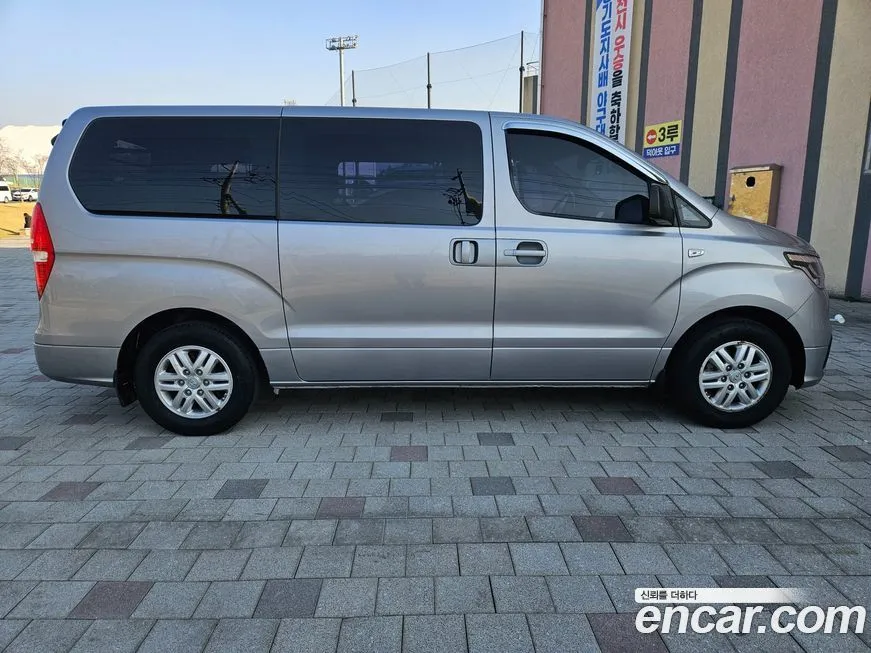 Hyundai Starex 2021 из KR, фото 2
