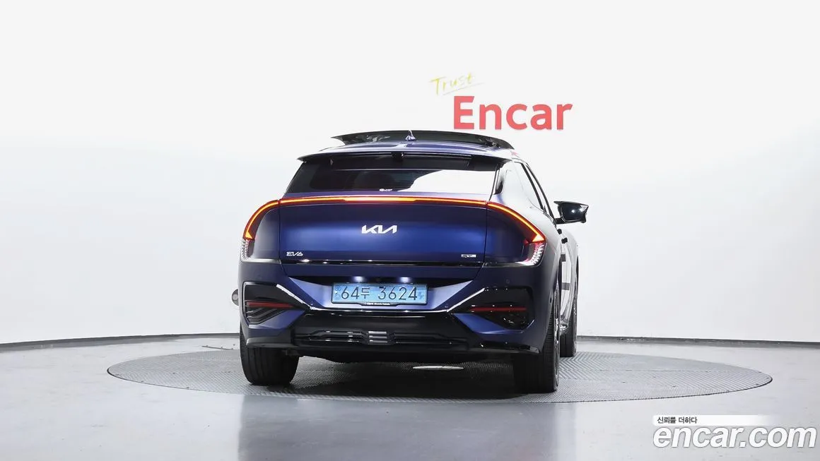 Kia EV6 — фото 8