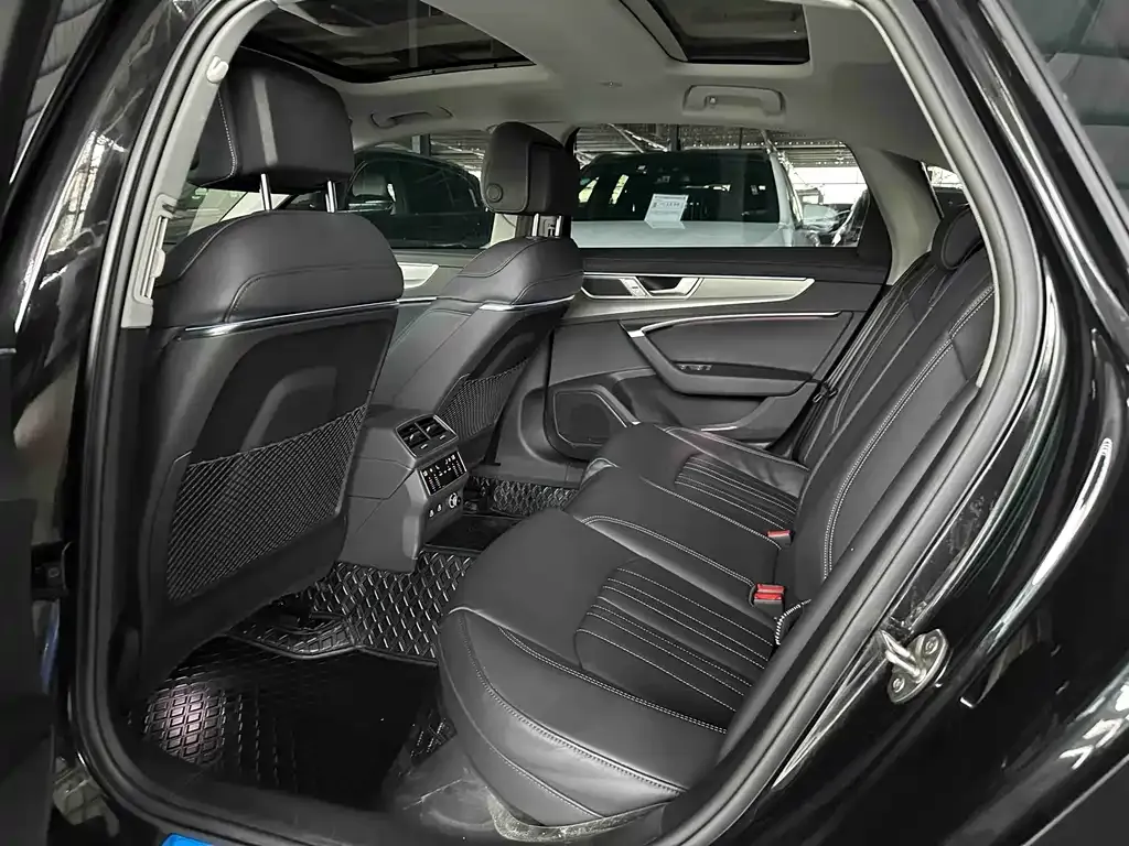 Audi A6L — фото 7