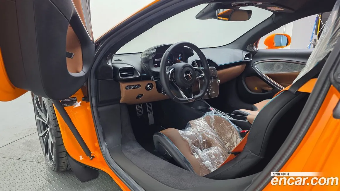 Mclaren Artura 2023 из KR, фото 7