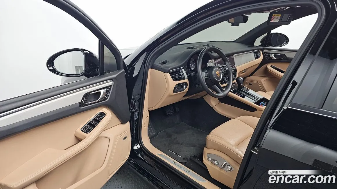 Porsche Macan 2022 из KR, фото 3