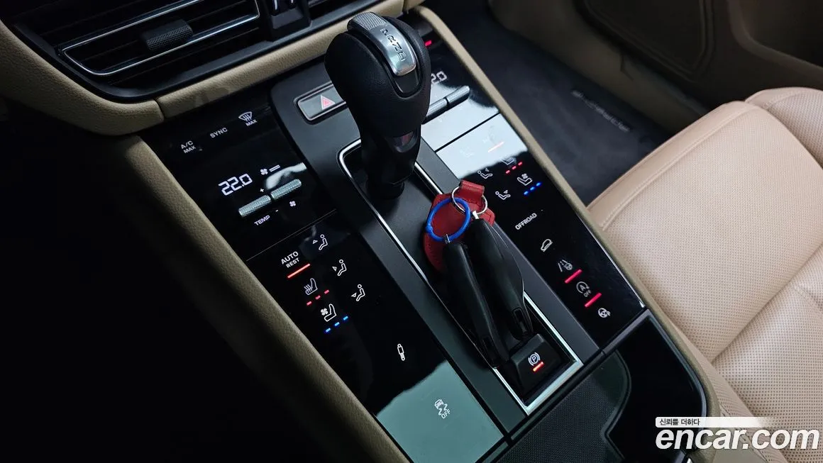 Porsche Macan 2022 из KR, фото 7