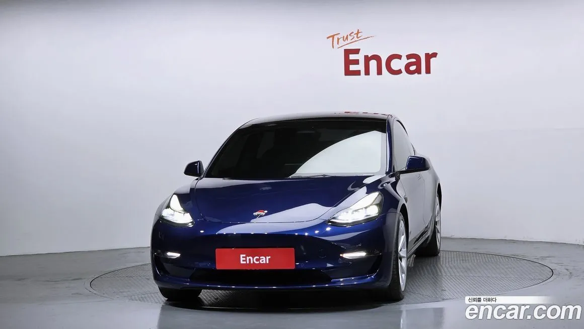 Tesla Model 3 — фото 2