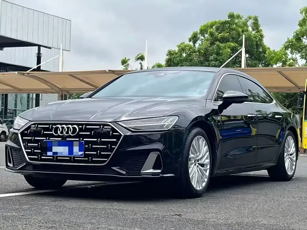 Audi A7L 2024 из CN, фото 1