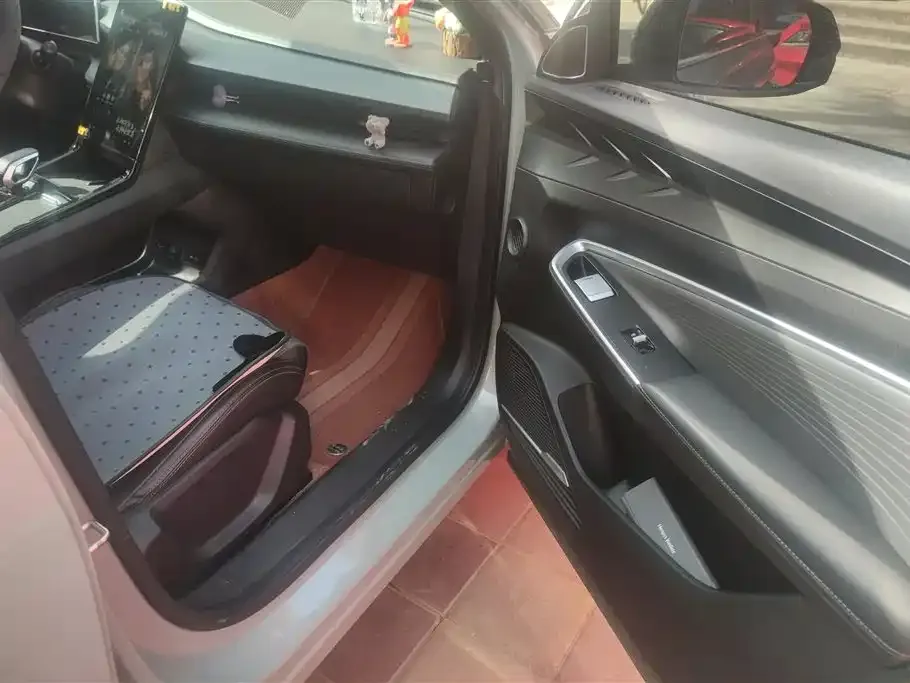 Geely Boyue 2024 из CN, фото 6