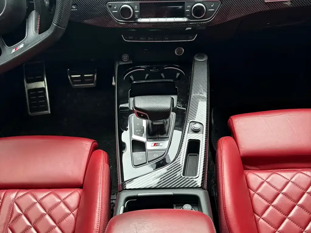 Audi S4 2021 из CN, фото 4