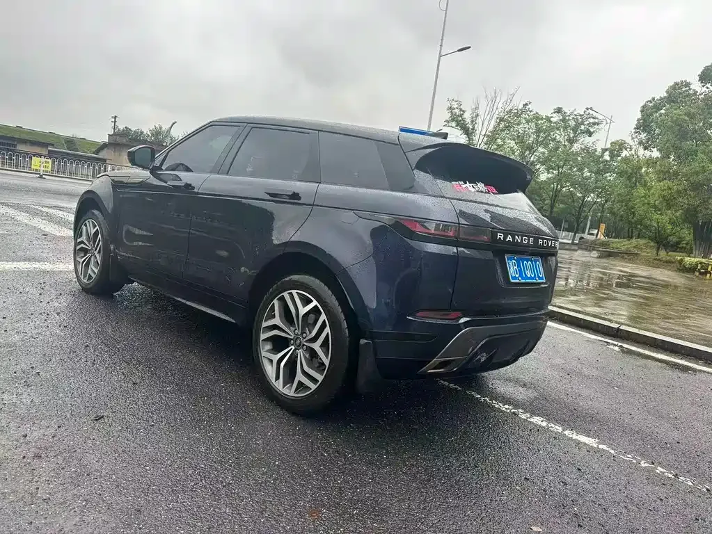 Land Rover Evoque — фото 10